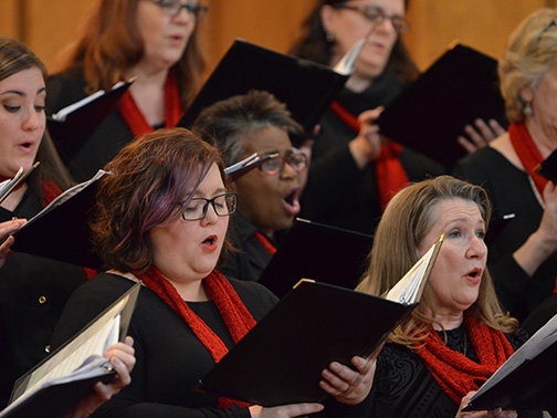 Delaware Women's Chorus members performing